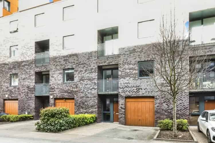 2 Bedroom House to Rent Ancoats Manchester