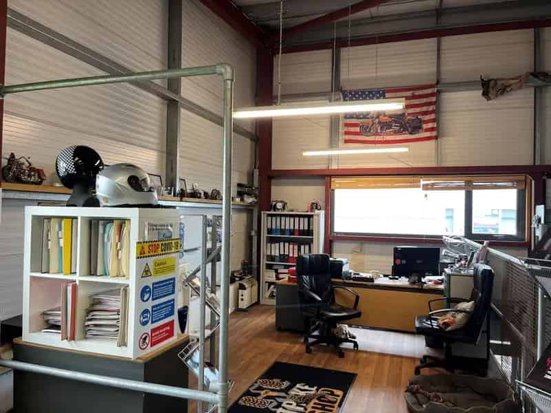 Warehouse Unit For Sale in Cardiff Waterside Business Park