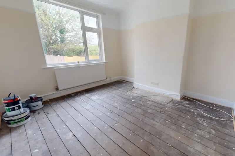 3 Bed House Canton Cardiff Modern Kitchen Garden No Onward Chain