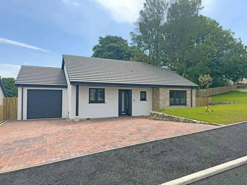 2 Bedroom Bungalow for Sale