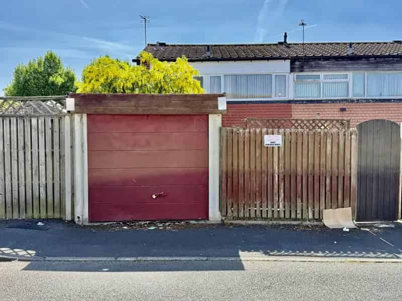3 Bedroom End of Terrace House to Rent Near Amenities and Transport