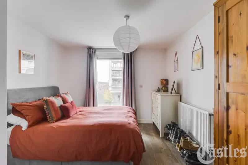 1 Bedroom Apartment Dalston - Modern Amenities Private Balcony