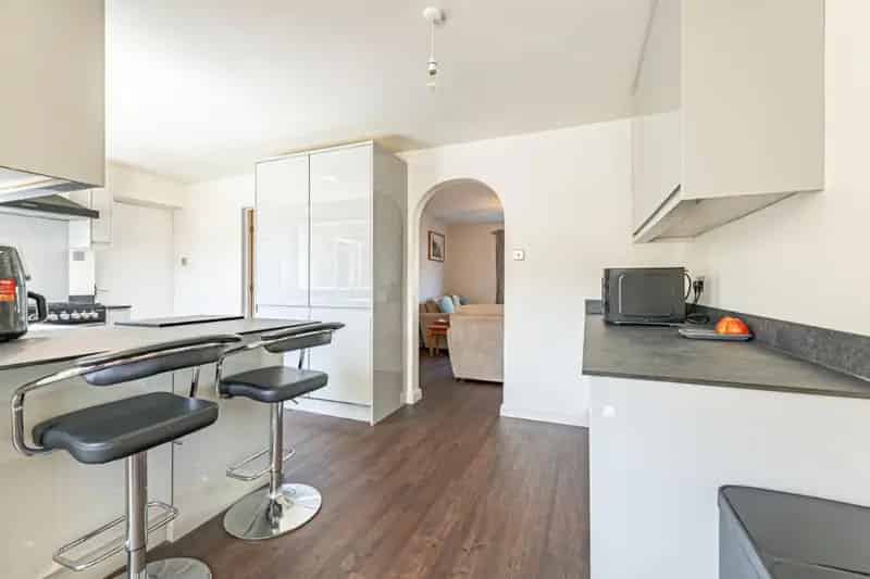 4 Bed Semi-Detached House for Sale in Linslade Leighton Buzzard