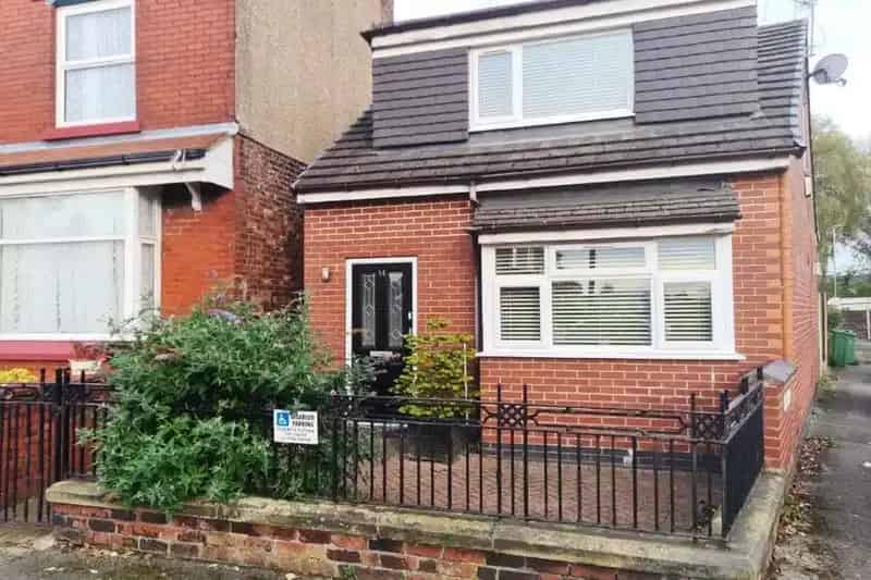 2 Bedroom Detached House For Sale Droylsden