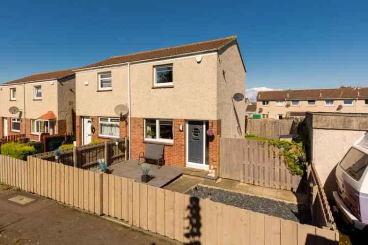 2 bedroom semi-detached house for sale