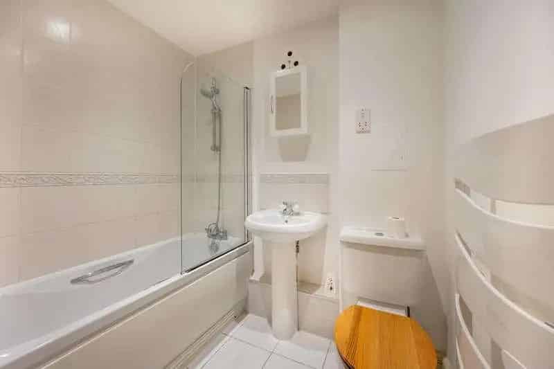 1 Bed Flat for Sale Near Stratford - Secure Development