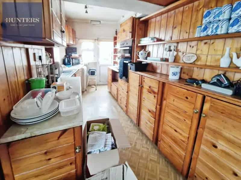 3 Bedroom House For Sale Needs Renovation Large Garden