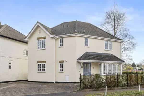 Beech Trees Family Home in Virginia Water Surrey