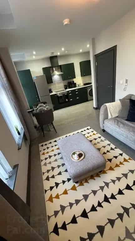 1 Bed Luxury Apartment Belfast Lisburn Road