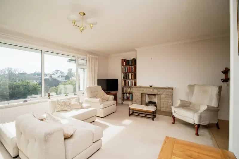 Two Bedroom Apartment with Sea Views Rodwell Weymouth