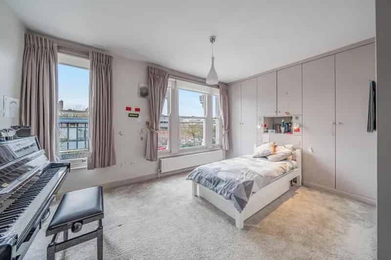 Five Bedroom House Crouch End South Westerly Garden Extended Kitchen Diner