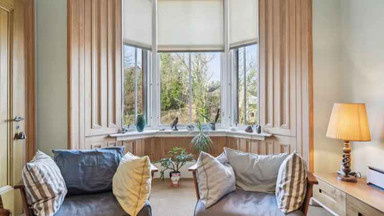 1-Bedroom Tenement Apartment in Old Cathcart Near Amenities and Parks