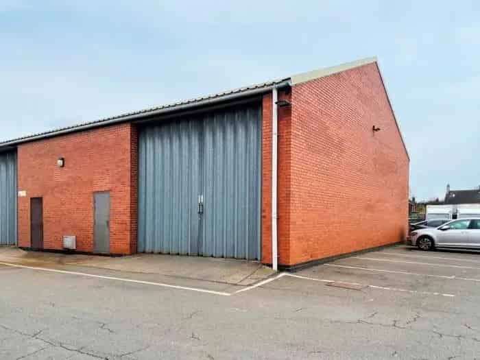 Warehouse Unit to Let Woodville Popular Estate