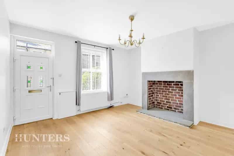 4 Bedroom House For Sale Countryside Views Modern Kitchen