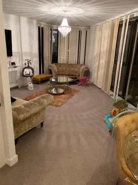 2 Bedroom Apartment Near Shops and Schools