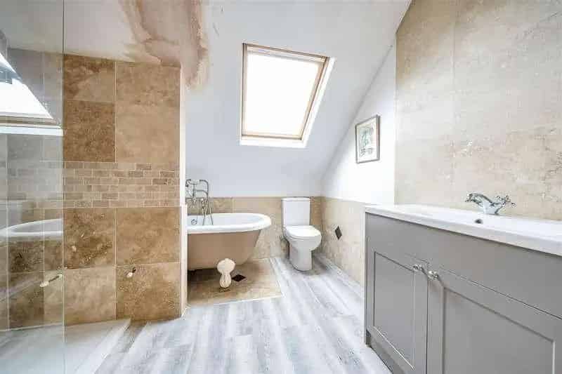 4 Bed Detached House for Sale Near Yapton