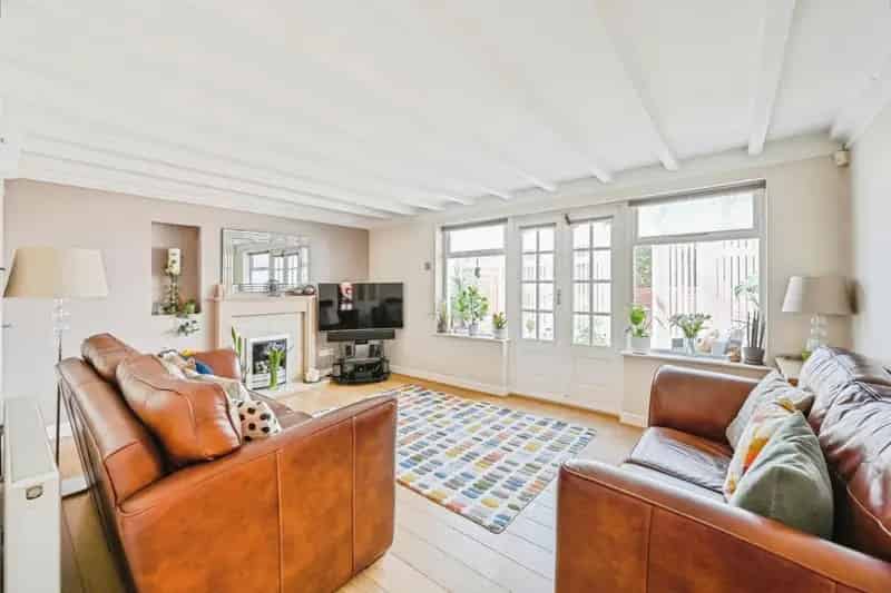 3 Bedroom House For Sale Lichfield