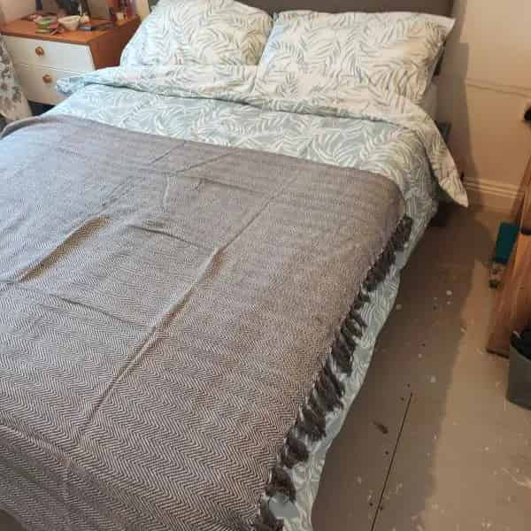 Semi Detached House 2 Double Bedrooms Large Kitchen Garage Quiet Area