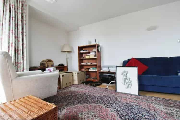 2 Bedroom Apartment Queen Street City Centre