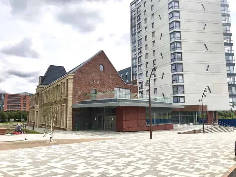 Glasgow West End Commercial Unit - M8 Motorway Access