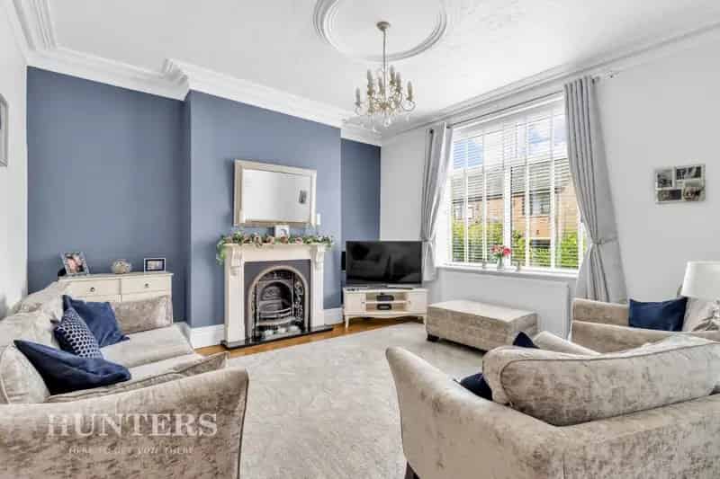 3 Bedroom House For Sale 2130 SQ FT
