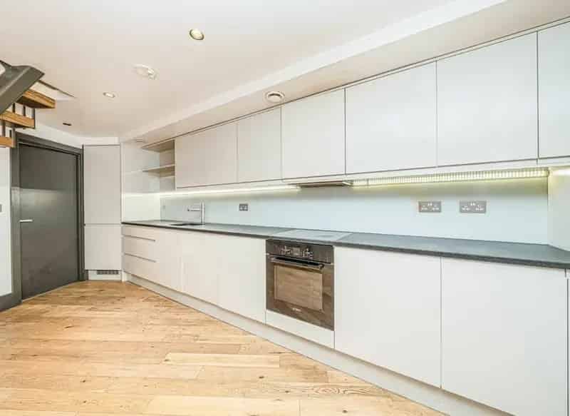 Luxurious One Bedroom Duplex Apartment for Rent