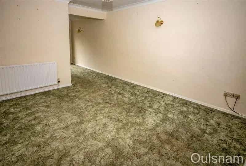 3 Bed Semi-Detached House for Sale in Lickey End