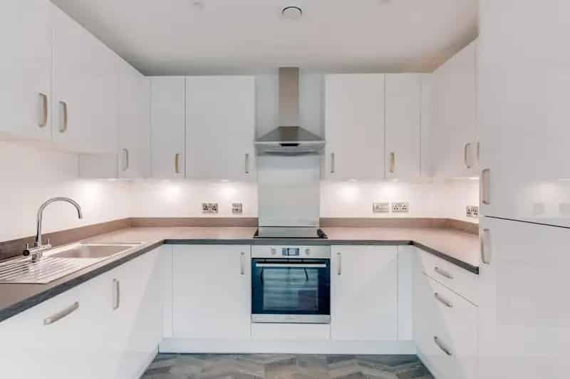 1 Bedroom Apartment for Sale in Longbridge