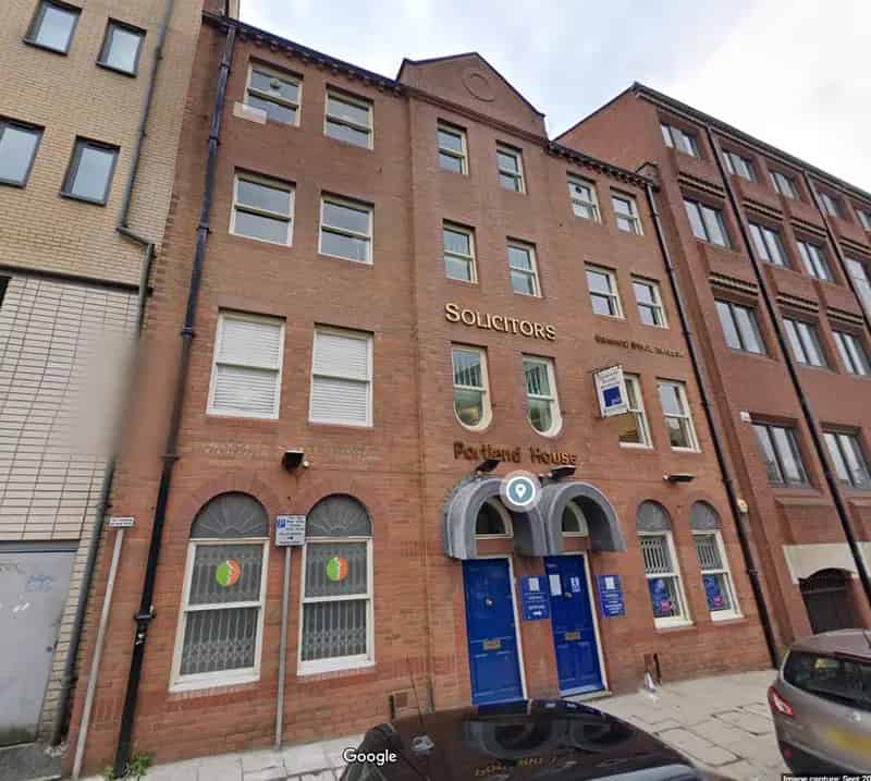2124 sq ft Office Space Near Leeds General Infirmary