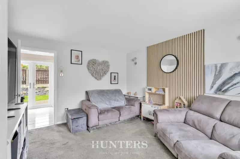 2 bedroom House
 For Sale