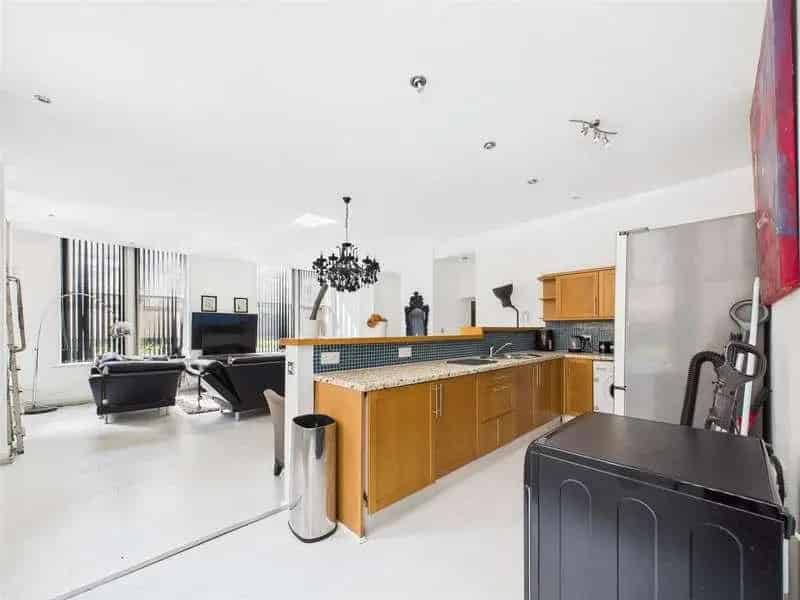 2 Bed Flat for Sale Liverpool City Centre Modern Spacious New Build