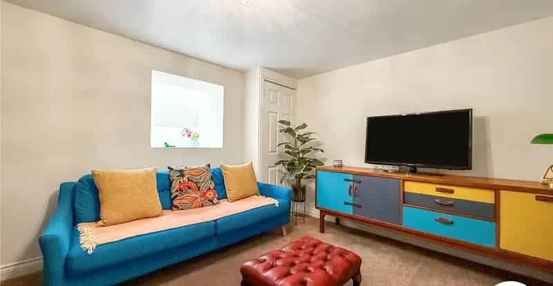 3 Bedroom House to Rent Near Town Centre