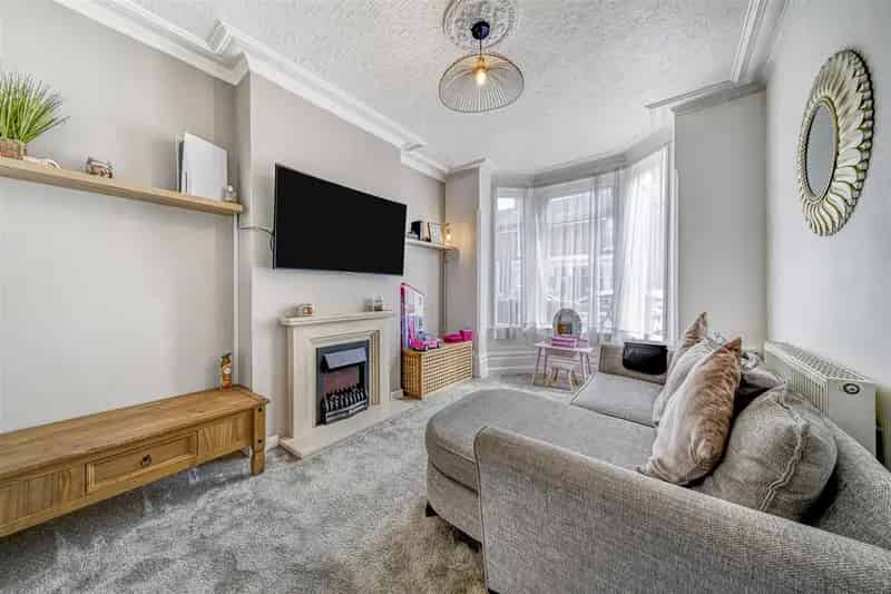 3 Bedroom Terraced House to Rent in Portsmouth
