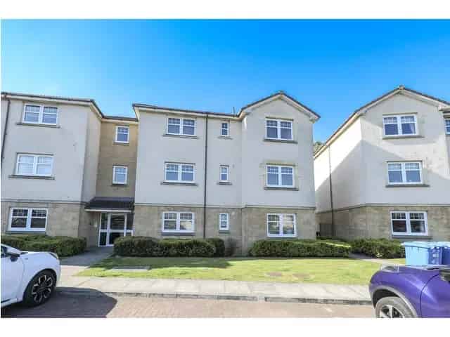2 Bedroom Flat for Sale in Thornton Near Edinburgh