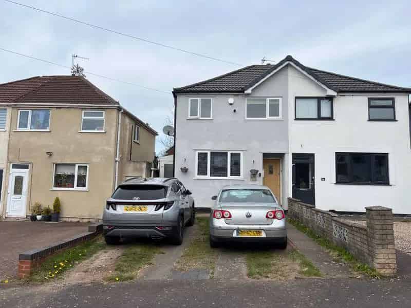 2 Bedroom Semi-Detached House for Sale
