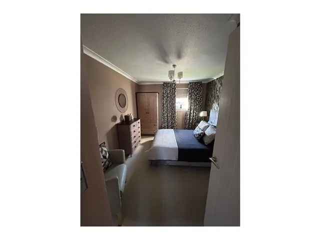 Spacious 1-Bedroom Flat for Sale in Aberdeen