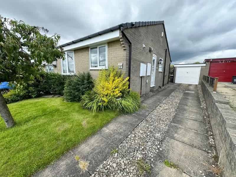 1 Bed Semi Detached Bungalow For Sale