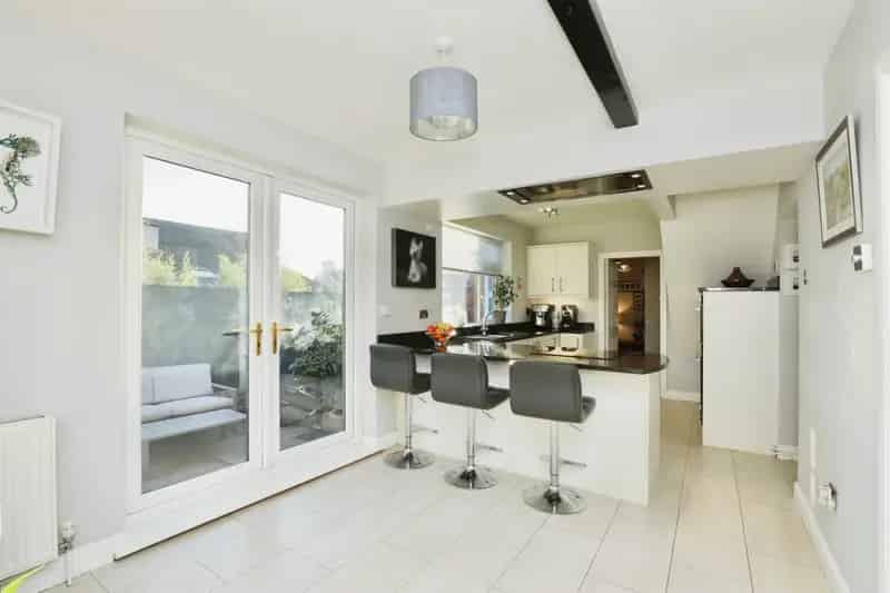 5 Bedroom Bungalow for Sale in Hodthorpe Near Whitwell