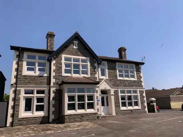 2 Bedroom Apartment High Street Hanham