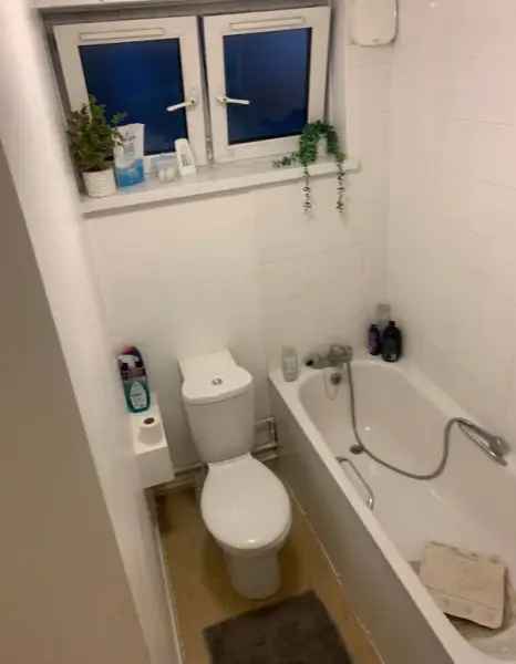 Flat For Rent in London, England