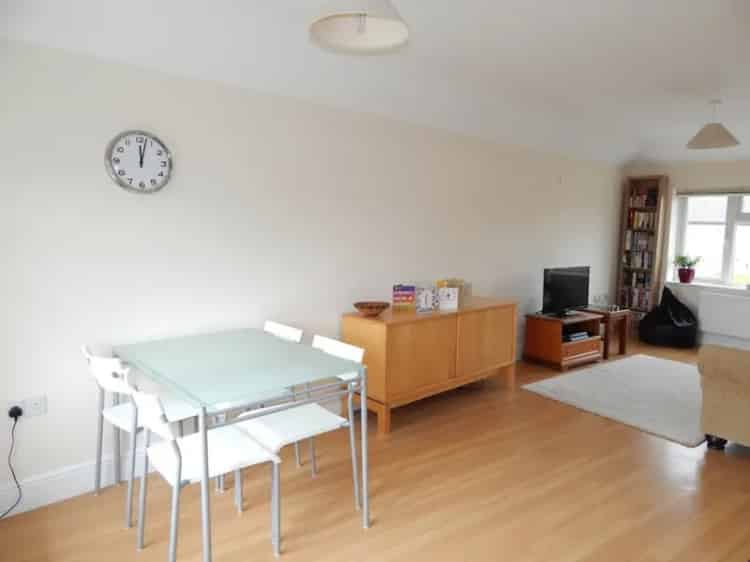 2 Bedroom Flat To Rent Available 01072025