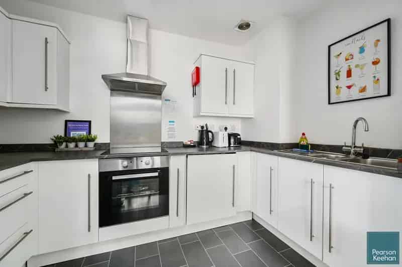 2 Bedroom Flat House to Rent in Brighton Seven Dials Potential to Extend