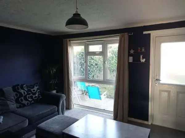 House For Rent in Warwick, England