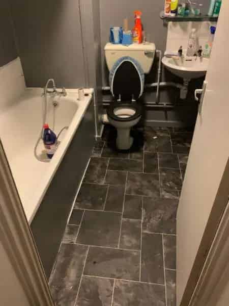 1 Bed Flat Near Plumstead Station with Parking