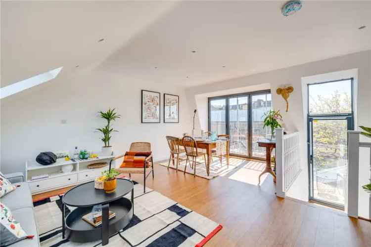 2 Bedroom Flat London South Facing Roof Terrace Fulham