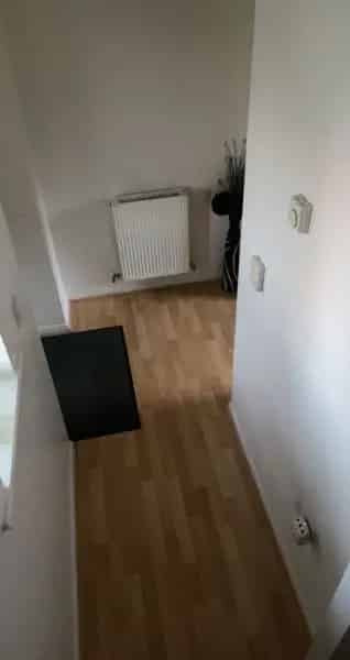 House with New Bathroom, Kitchen & Huge Garden