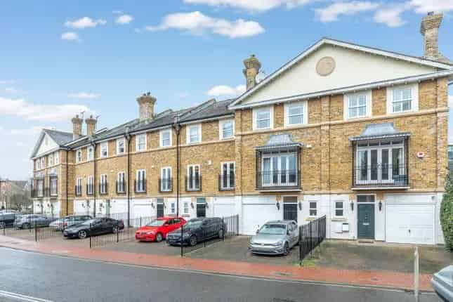 Terraced House for Sale Barnes SW13 Trinity Church Road