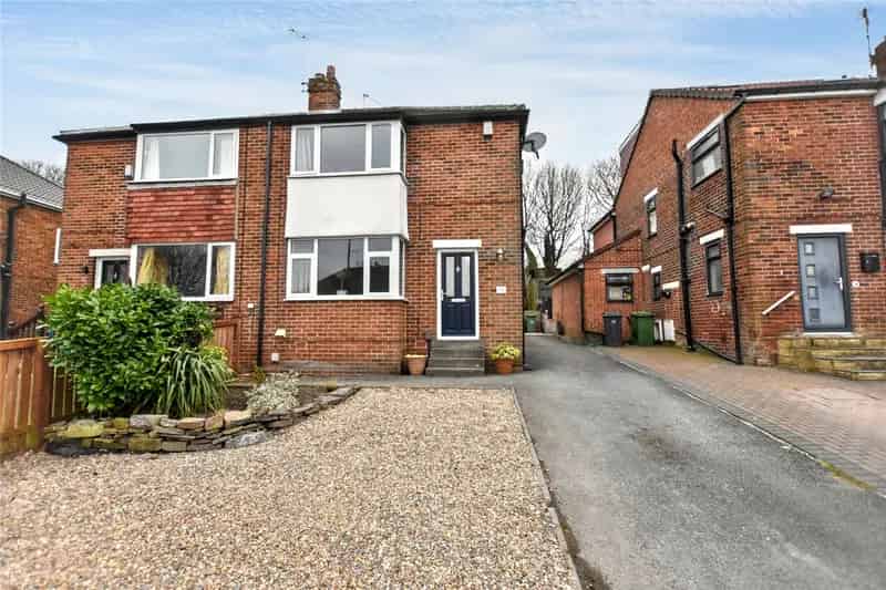 3 Bed Semi Detached House For Sale