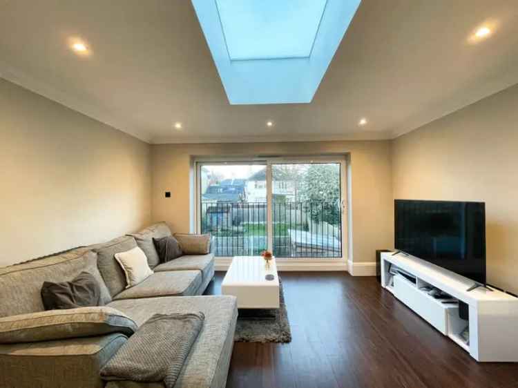 1 Bedroom Flat for Sale Clifftown Parade Southend