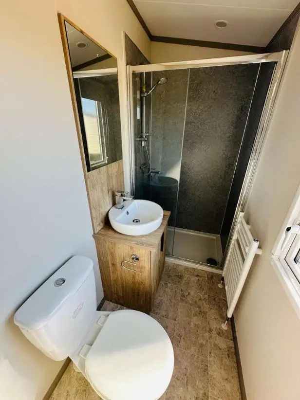 2 Bed 2 Bath Holiday Home For Sale